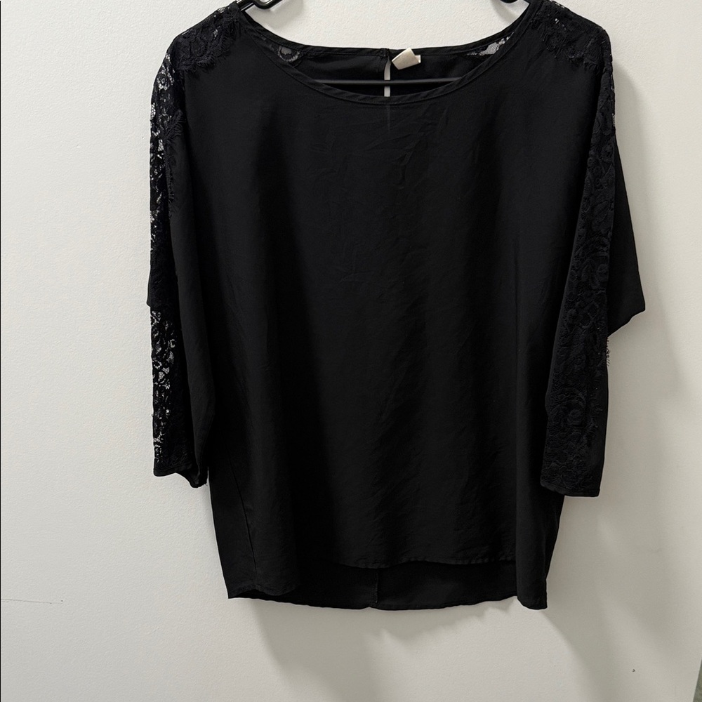 Old Navy Black Lace Sleeve Blouse
